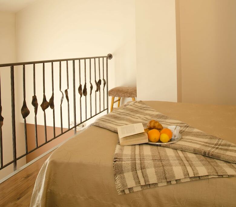 Bizev Hotel