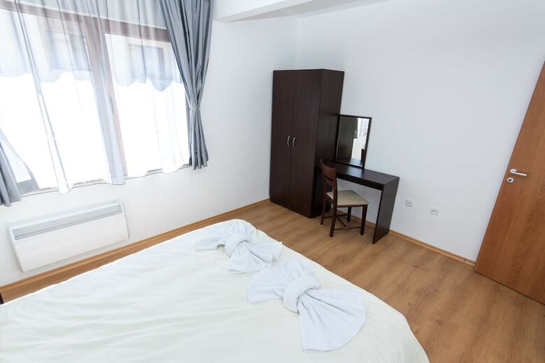 Ruby Tower Apartments