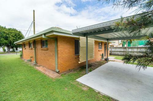 Pet Friendly Cutie - Bonham St, Bongaree