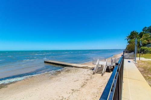 Views, Pool, Air Conditioning - Karoonda Sands Welsby Pde, Bongaree
