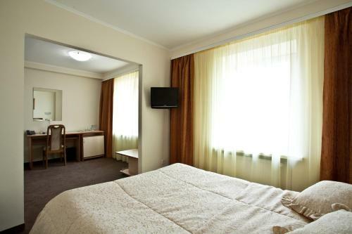 Druzhba Hotel