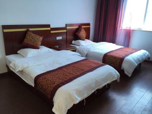 Dongji Hotel