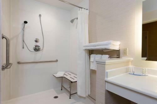 Hotel Fairfield Inn & Suites By Marriott Medina