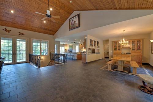 Lake Serenity Home