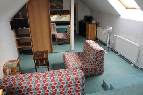 Hostal Restaurace A Penzion Golf Jested