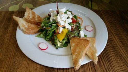 Hostal Restaurace A Penzion Golf Jested