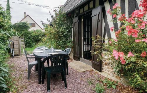 Two-bedroom Holiday Home In Berville Sur Mer