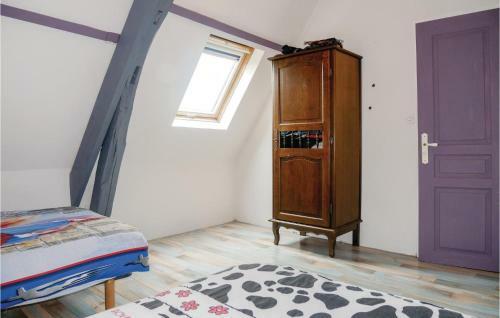 Two-bedroom Holiday Home In Berville Sur Mer