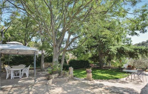 Four-bedroom Holiday Home In Cornillion Confoux