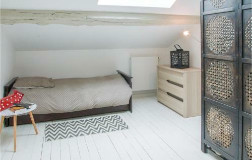 Five-bedroom Holiday Home In Sembas