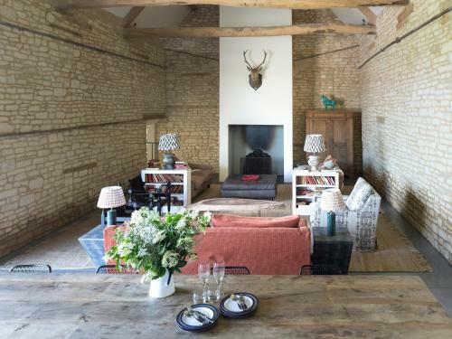 The Cotswold Barn