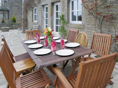 Low Mill Cottage