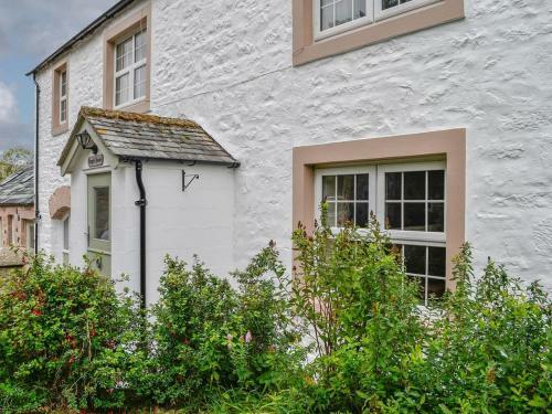 Heggle House