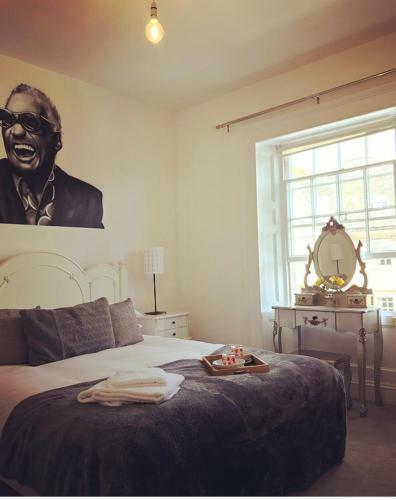 Wansford Country Lounge B&B