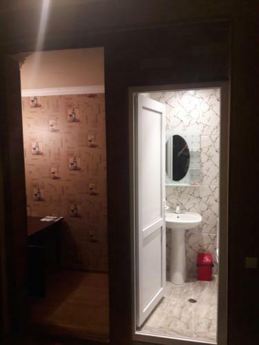Hostal Rachvela's Guest House
