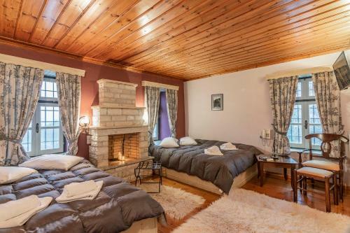 Hostal Guesthouse Selini