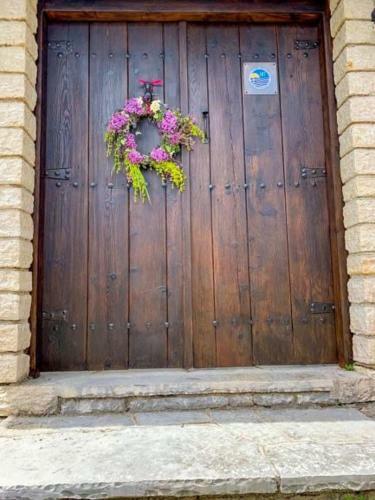 Hostal Guesthouse Selini