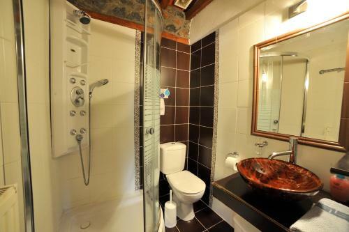 Hostal Guesthouse Nifada Tou Vorra