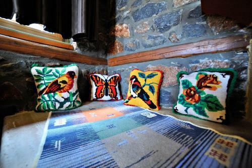 Hostal Guesthouse Nifada Tou Vorra