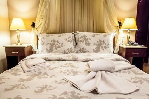 Hostal Filyra Rooms