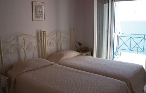 Three-bedroom Holiday Home In Mantineia Messinia