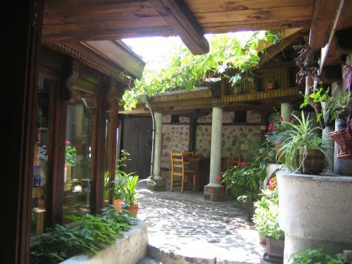 Hostal Dedo Pene Inn