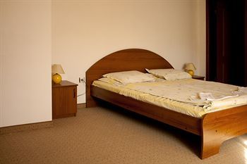 Korina Sky Hotel