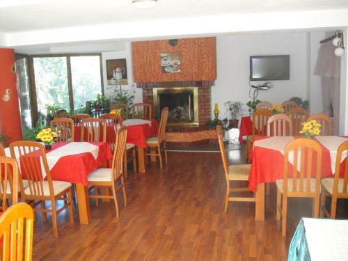 Tofana Hotel