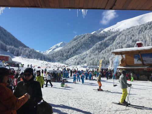 Valentina Heights Chalet Hotel