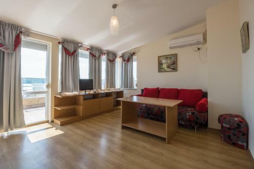 Hotel Briz