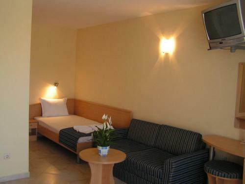 Hotel Briz