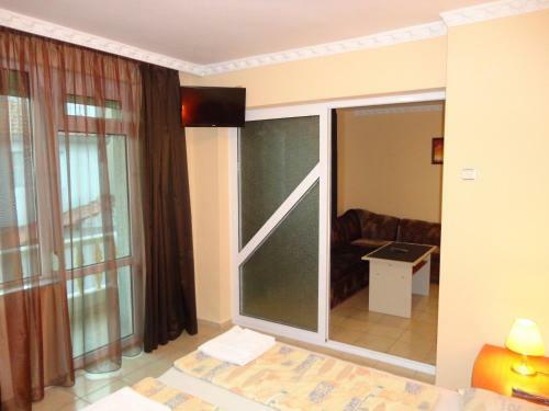 Hostal Guest House Friends