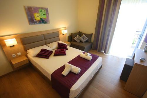 Leonidas Studio Apartments