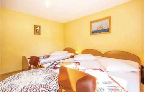 Apartment Karlobag 59 Croatia