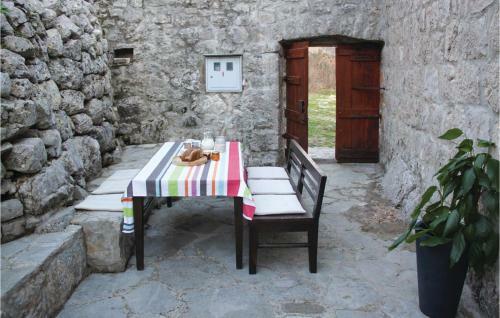 Three-bedroom Holiday Home In Brotnice