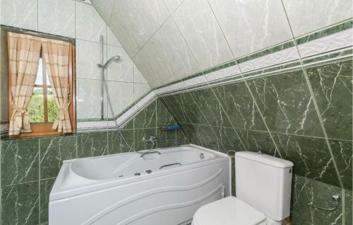 Two-bedroom Holiday Home In Varazdin