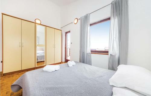 Two-bedroom Apartment In Sv.petar