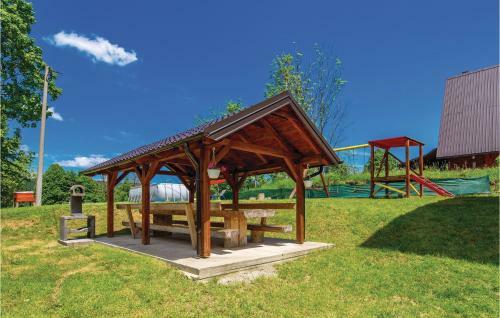 Two-bedroom Apartment In Ogulin