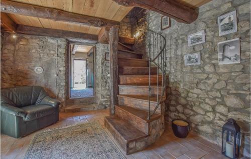 One-bedroom Holiday Home In Comano (Ms)