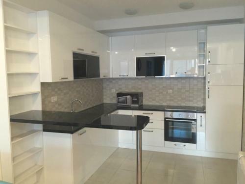 Apartments Gate Becici Sea View