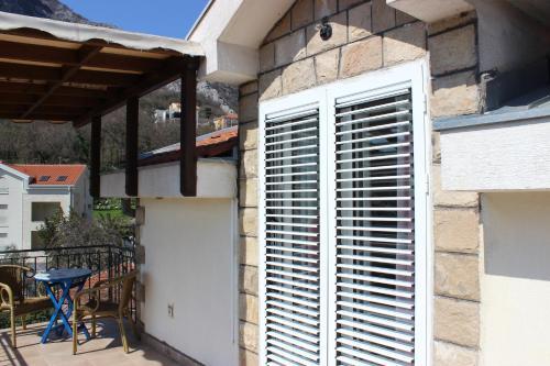 Garden & Swimming Pool Apartments Orahovac