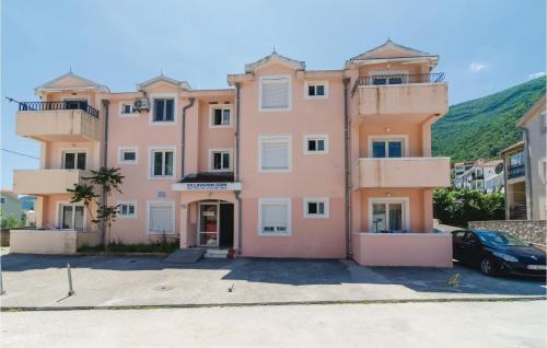 One-bedroom Apartment In Prcanj