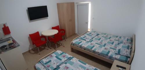 Hostal Apartmani I Sobe Kod Milosa