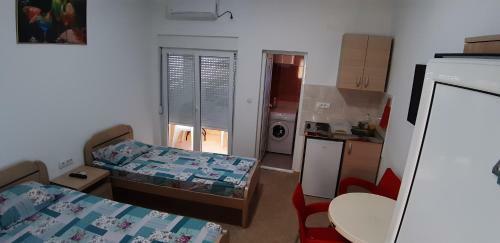 Hostal Apartmani I Sobe Kod Milosa