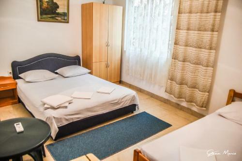 Zeko Apartments