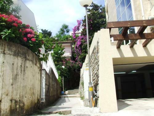 Sarap Apartments
