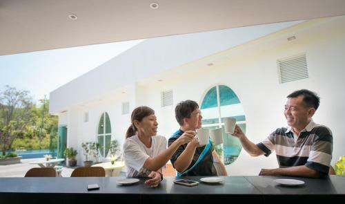 Orchard Wellness Safari Suites