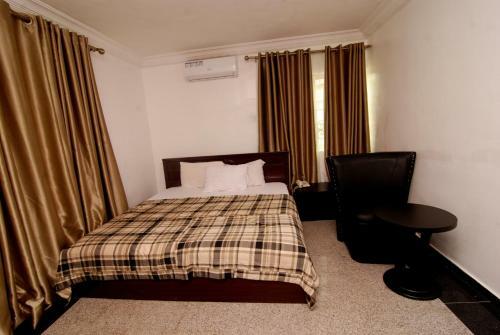 Belvoir Hotel