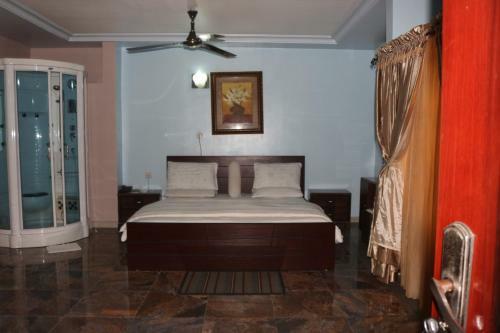 Hotel Kastrufid Lodge