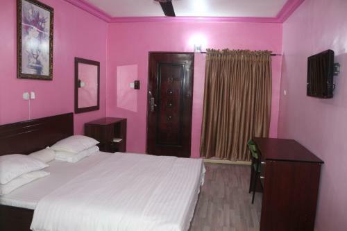 Hotel Kastrufid Lodge